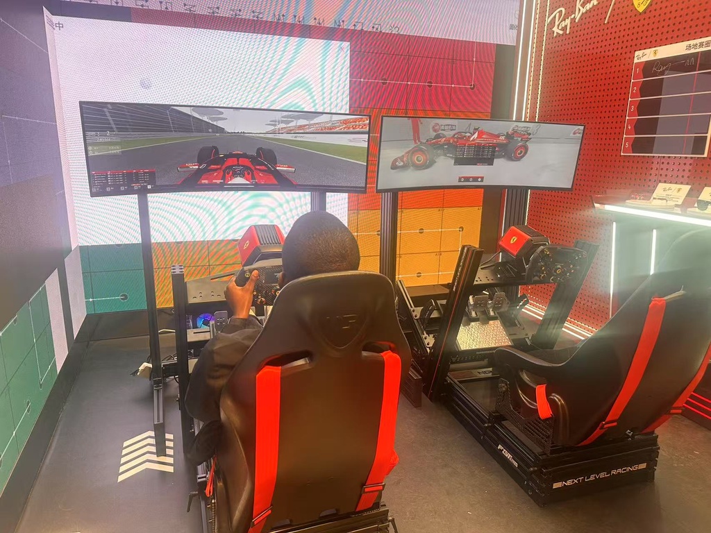 法拉利联名F1赛车模拟器